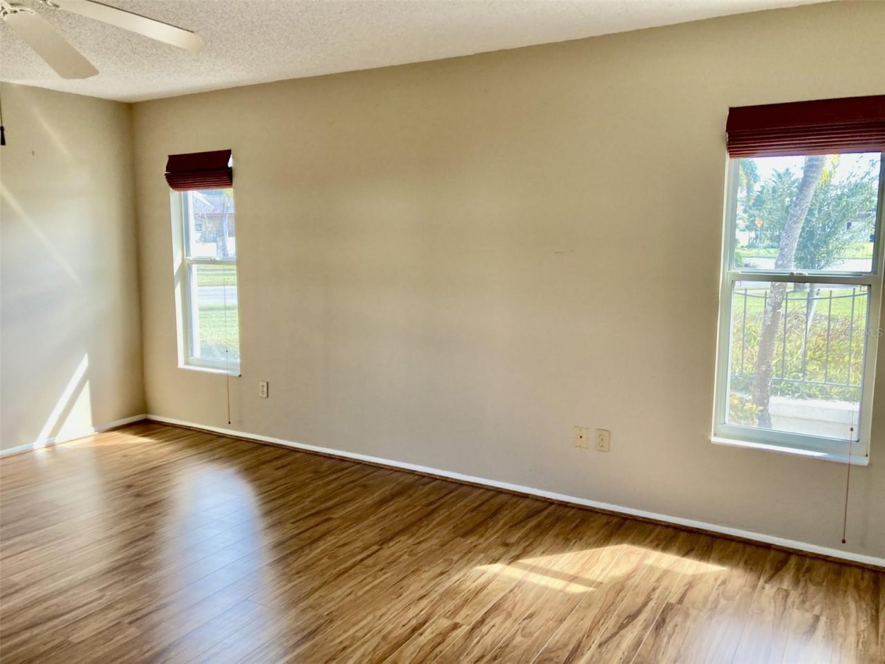 7302 9th Avenue W, Bradenton, FL 34209 Photo