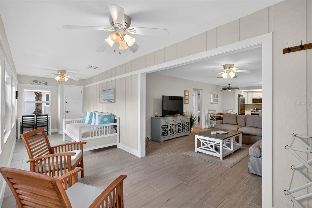 161 Vista Hermosa Circle, Unit 26-A, Sarasota, FL 34242 Photo