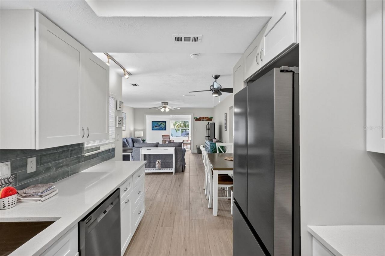 161 Vista Hermosa Circle, Unit 26-A, Sarasota, FL 34242 Photo