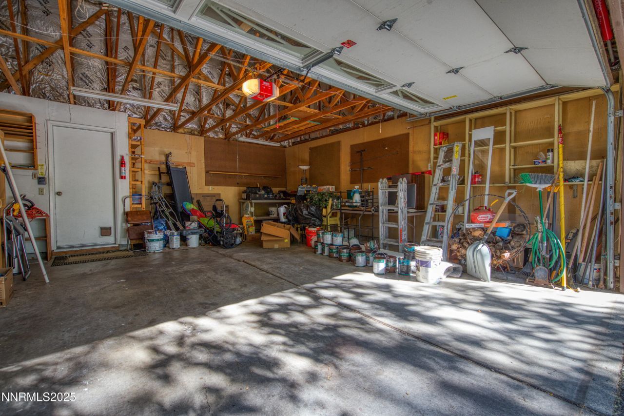 320 W Riverview Circle, Reno, NV 89509 Photo