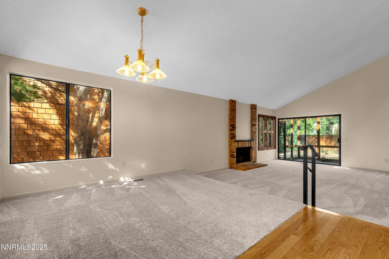 320 W Riverview Circle, Reno, NV 89509 Photo