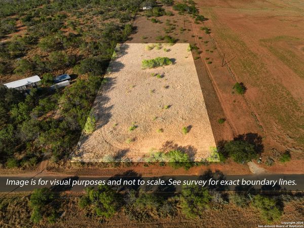 1750 Sandbranch, Bigfoot, TX 78005