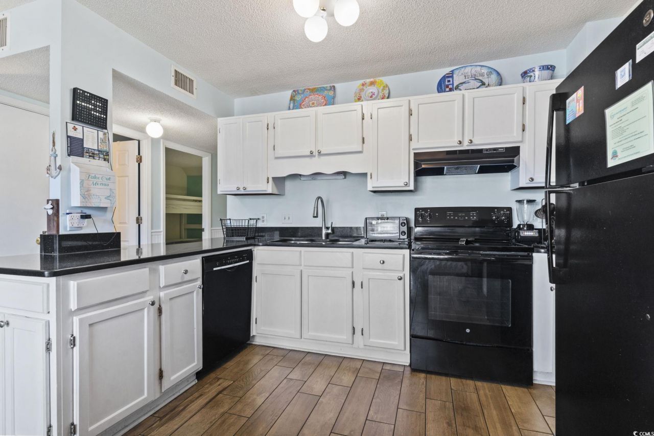 5905 S Kings Highway Photo 10