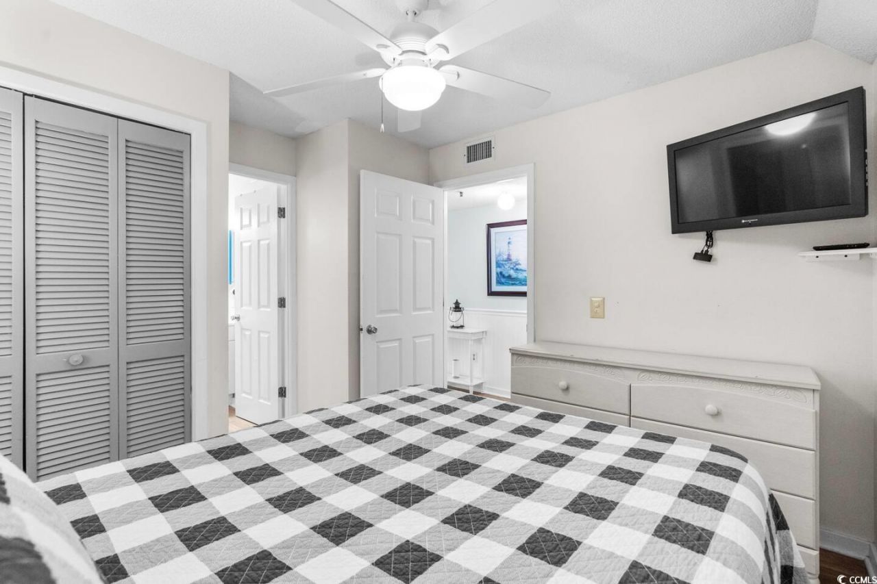 5905 S Kings Highway Photo 14