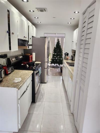 832 NW 81st Avenue, Unit 5, Plantation, FL 33324 Photo