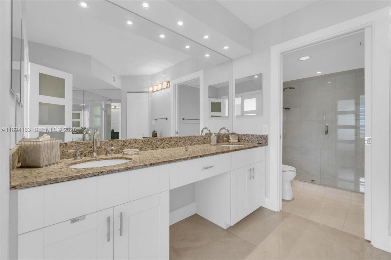 19101 NE 36th Ct, Unit 701, Aventura, FL 33180 Photo