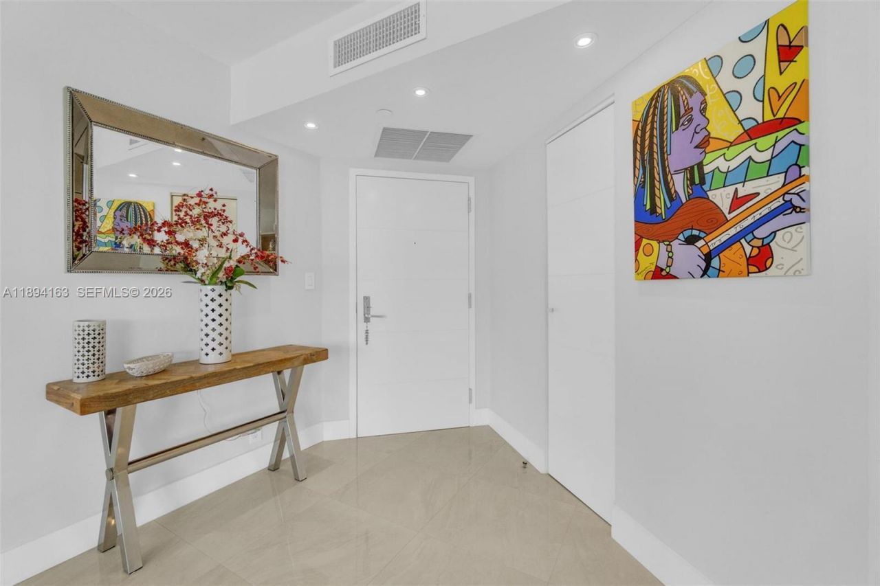 19101 NE 36th Ct, Unit 701, Aventura, FL 33180 Photo