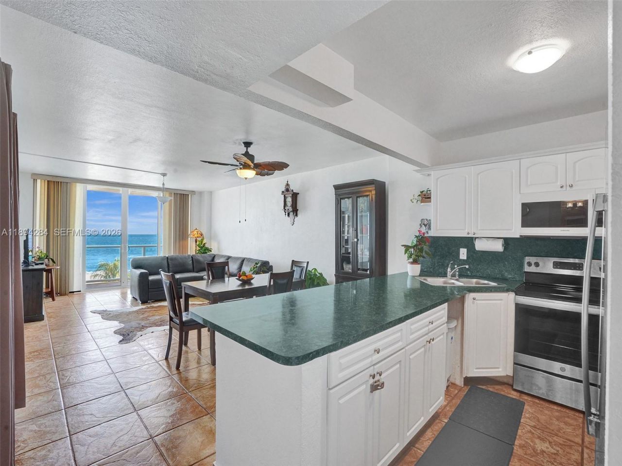 5601 Collins Ave, Unit 504, Miami Beach, FL 33140 Photo