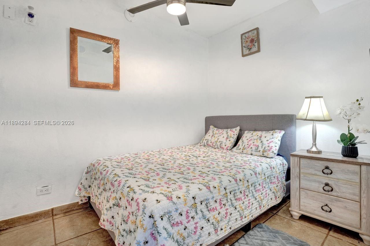 5601 Collins Ave, Unit 504, Miami Beach, FL 33140 Photo