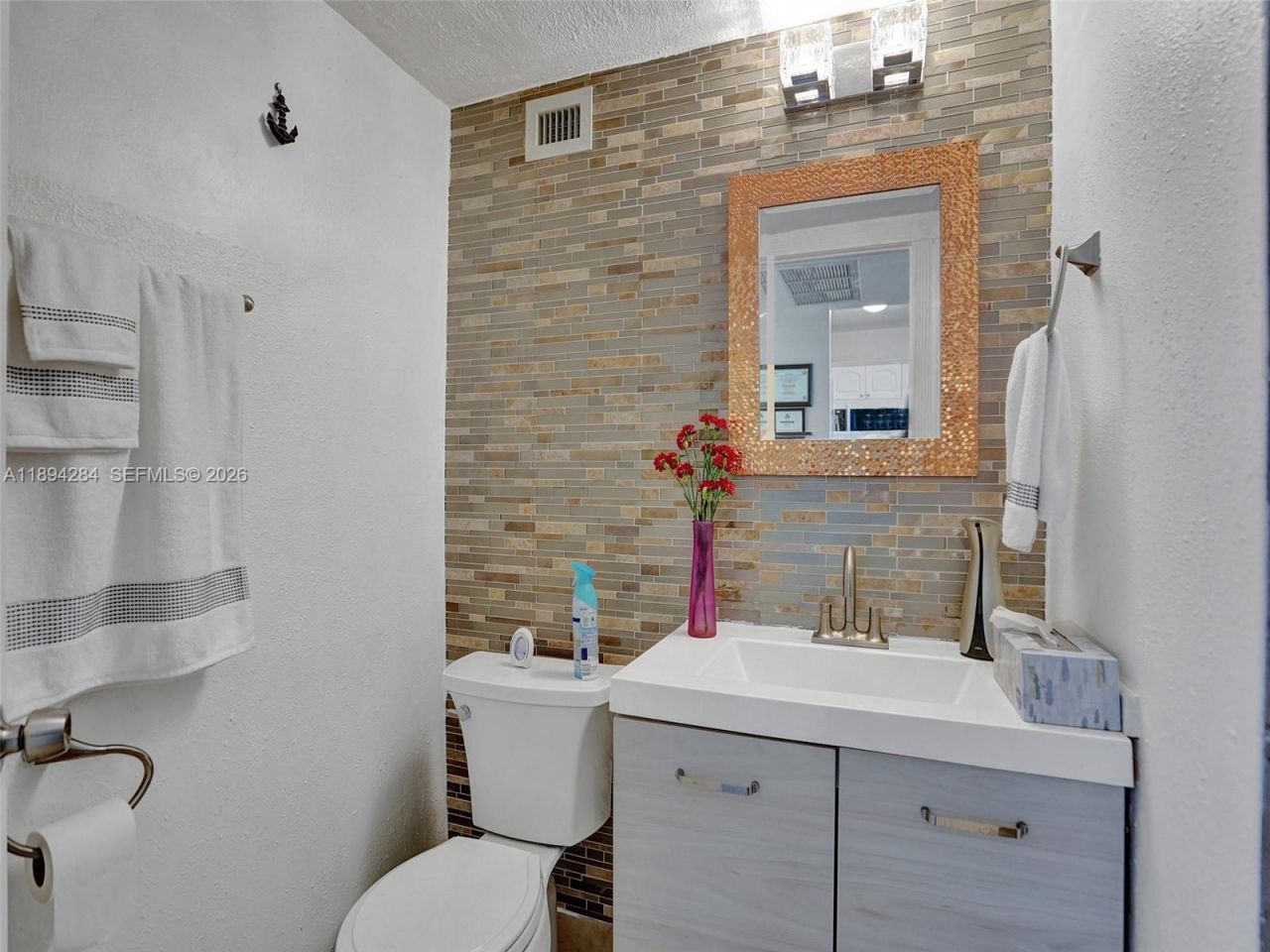 5601 Collins Ave, Unit 504, Miami Beach, FL 33140 Photo