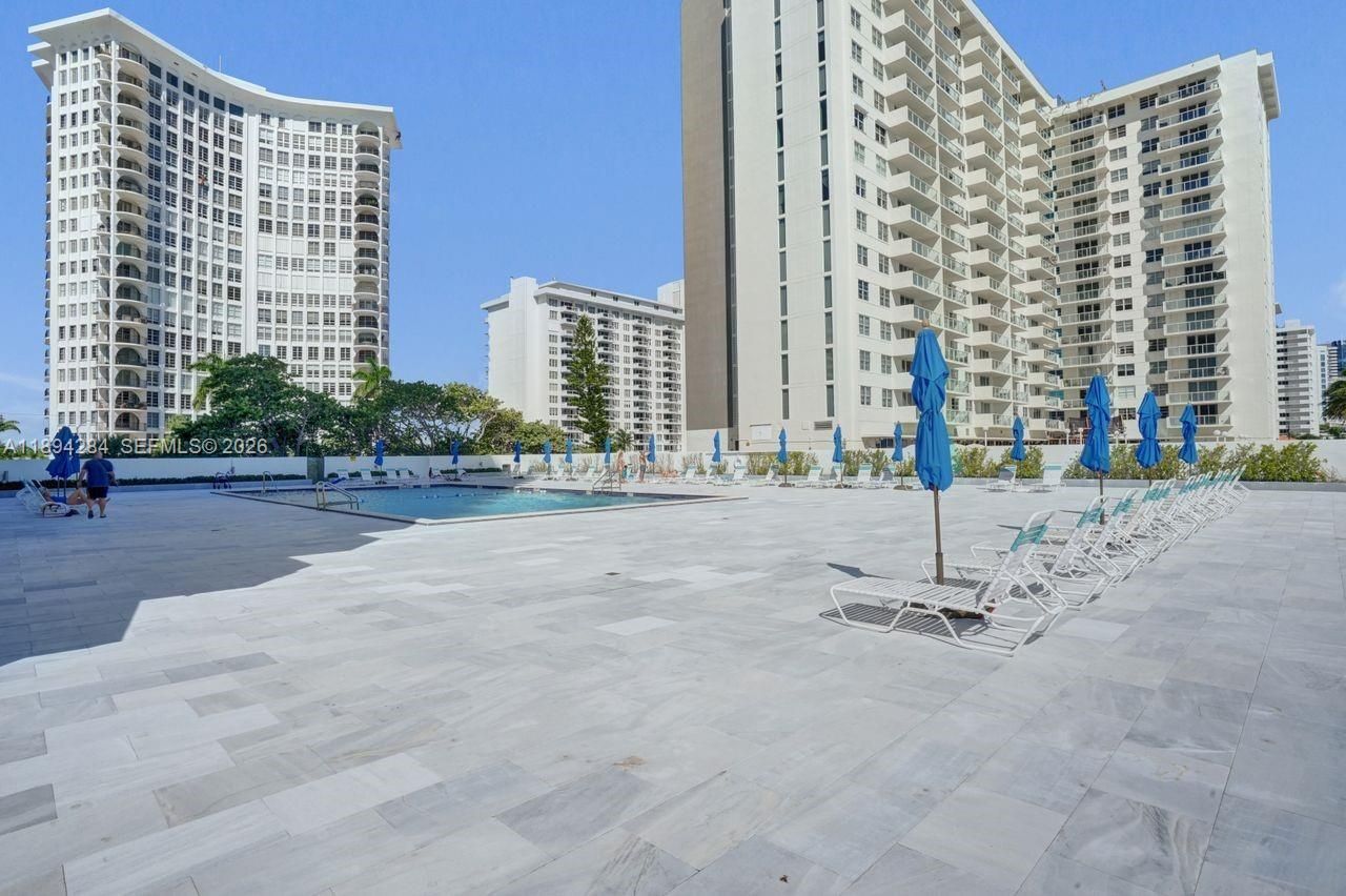 5601 Collins Ave, Unit 504, Miami Beach, FL 33140 Photo