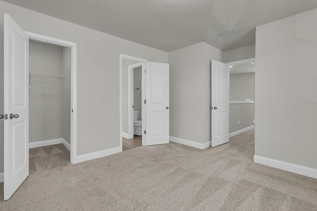 728 Alma Square Drive Photo 11