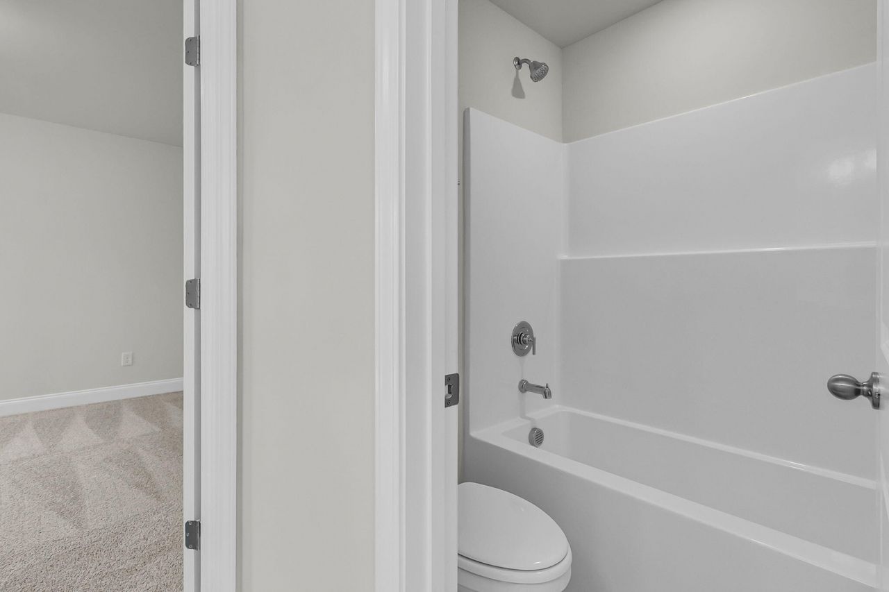 728 Alma Square Drive Photo 13