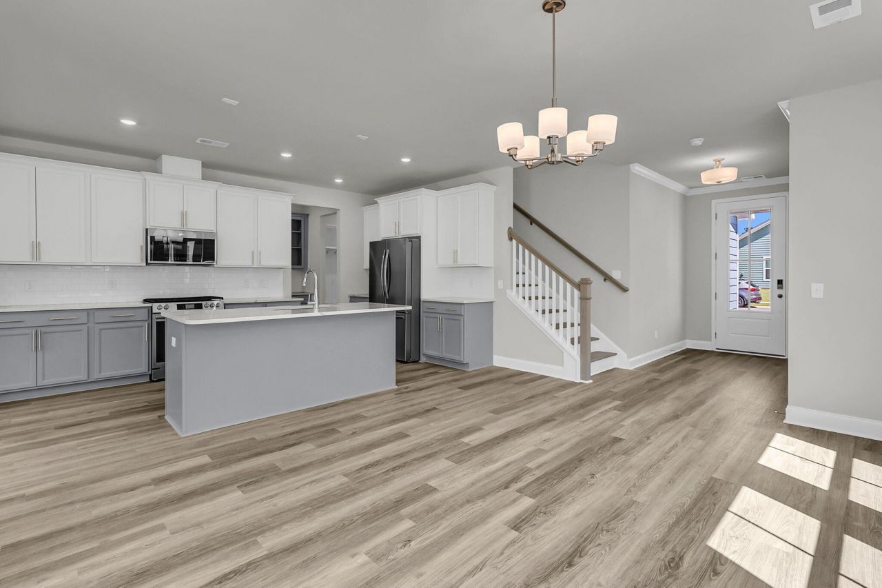 728 Alma Square Drive Photo 33