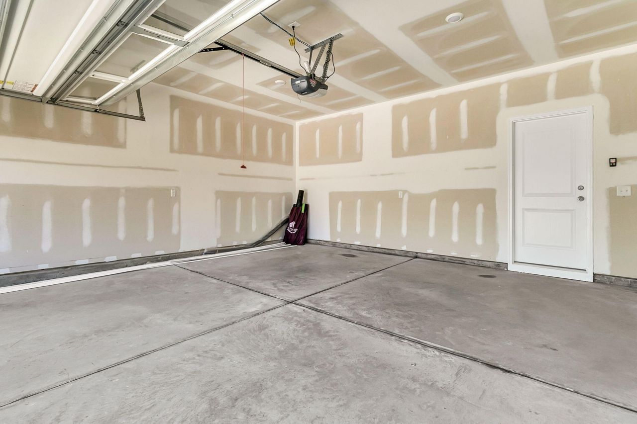 728 Alma Square Drive Photo 49