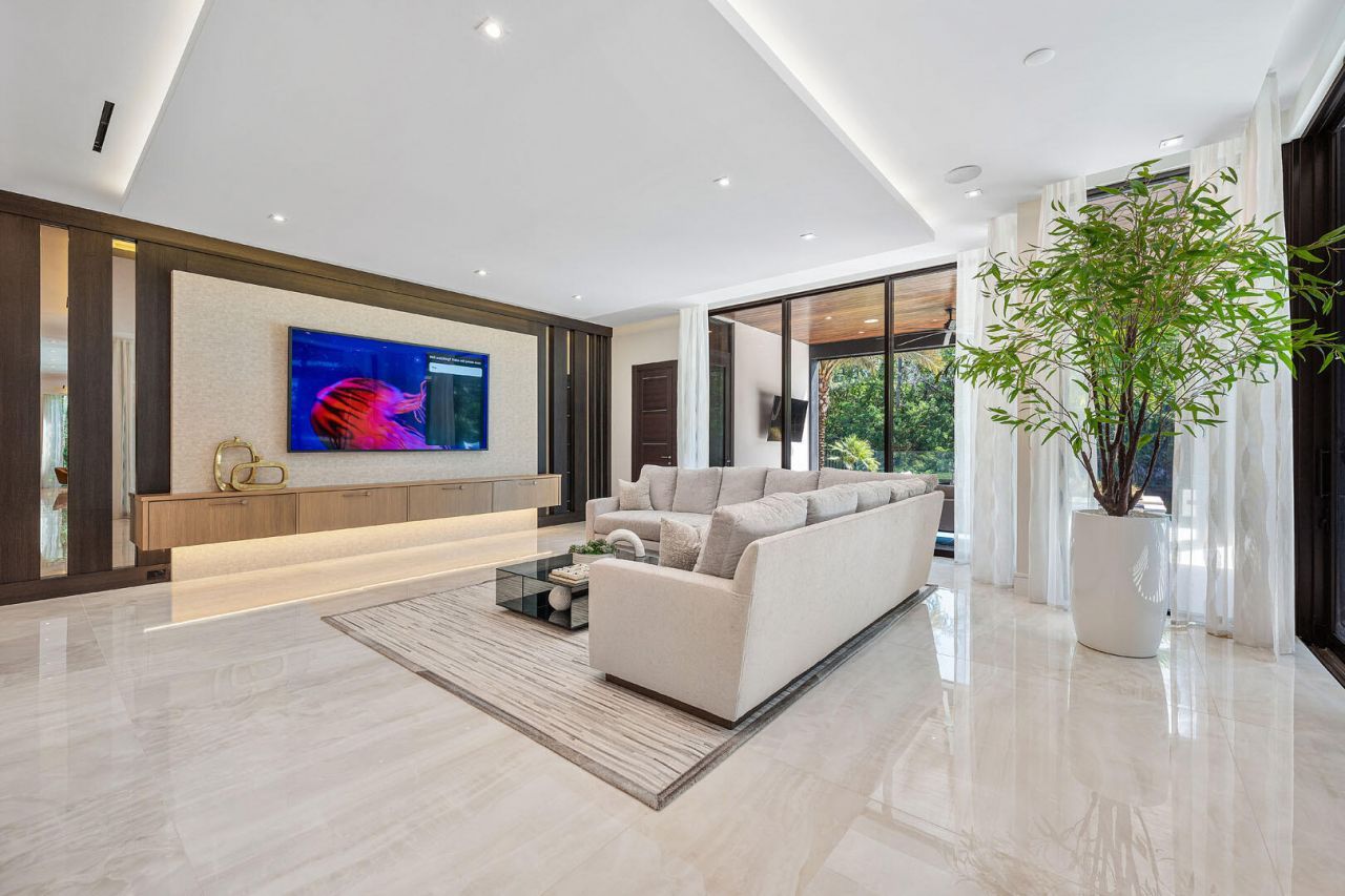 212 W Alexander Palm Road, Boca Raton, FL 33432 Photo