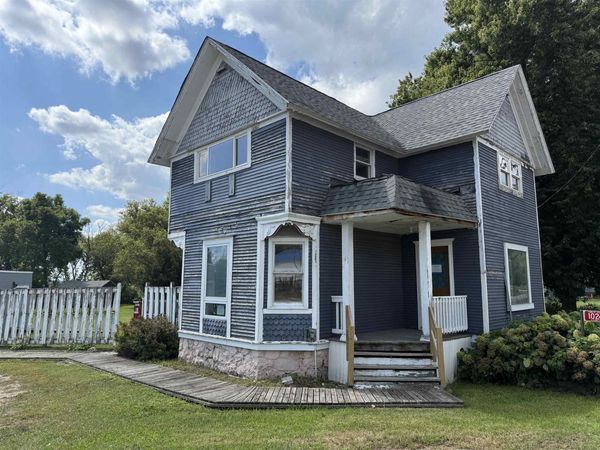 10248 E County Rd A, Janesville, WI 53545
