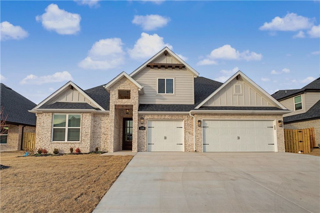 310 Jenna Lane, Gravette, AR 72736 Main Photo