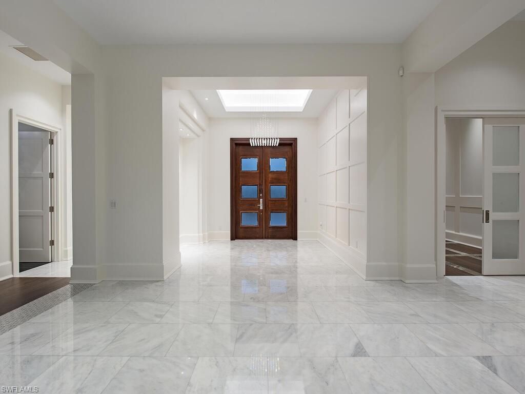 605 Galleon Dr, Naples, FL 34102 Photo