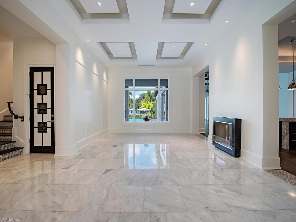 605 Galleon Dr, Naples, FL 34102 Photo