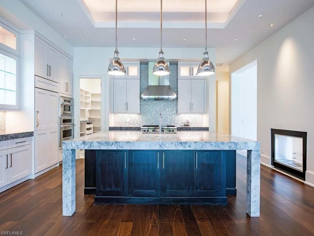 605 Galleon Dr, Naples, FL 34102 Photo