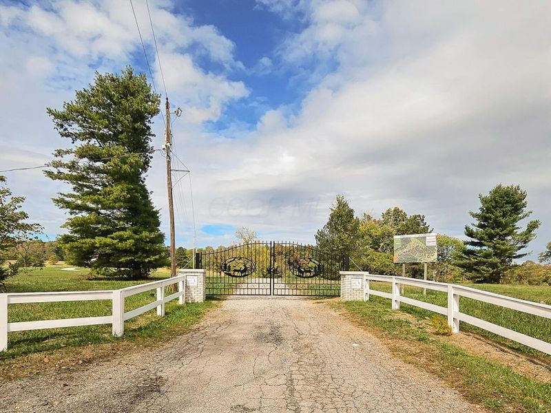 973 Golf Course Road, Waverly, OH 45690 Photo 7