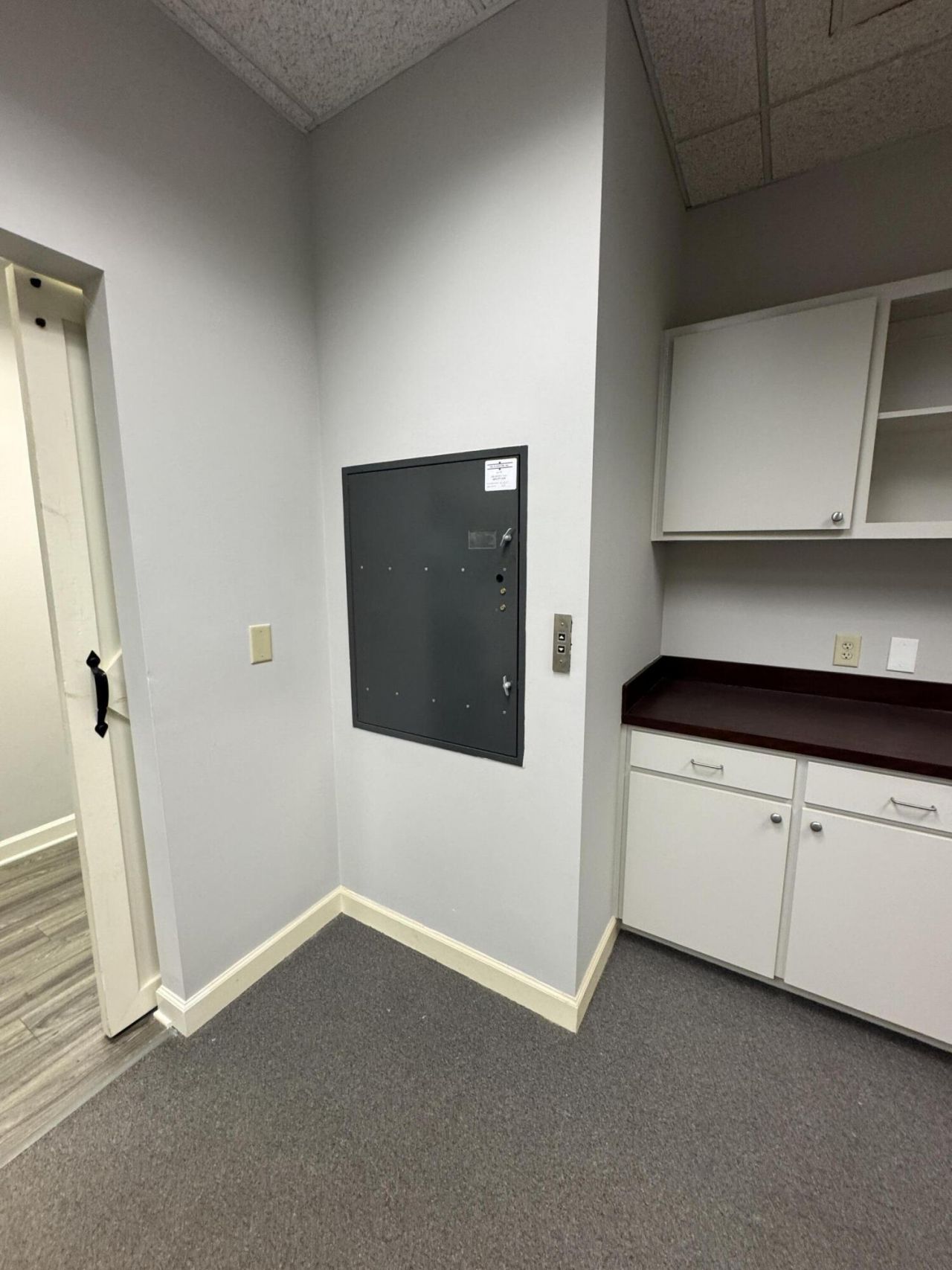 3255 Industry Drive Photo 16