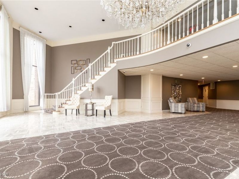 2202 Acacia Park Drive, Unit 2219, Lyndhurst, OH 44124 Photo 27