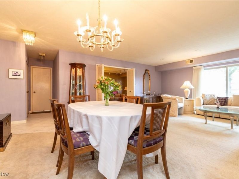 2202 Acacia Park Drive, Unit 2219, Lyndhurst, OH 44124 Photo 8