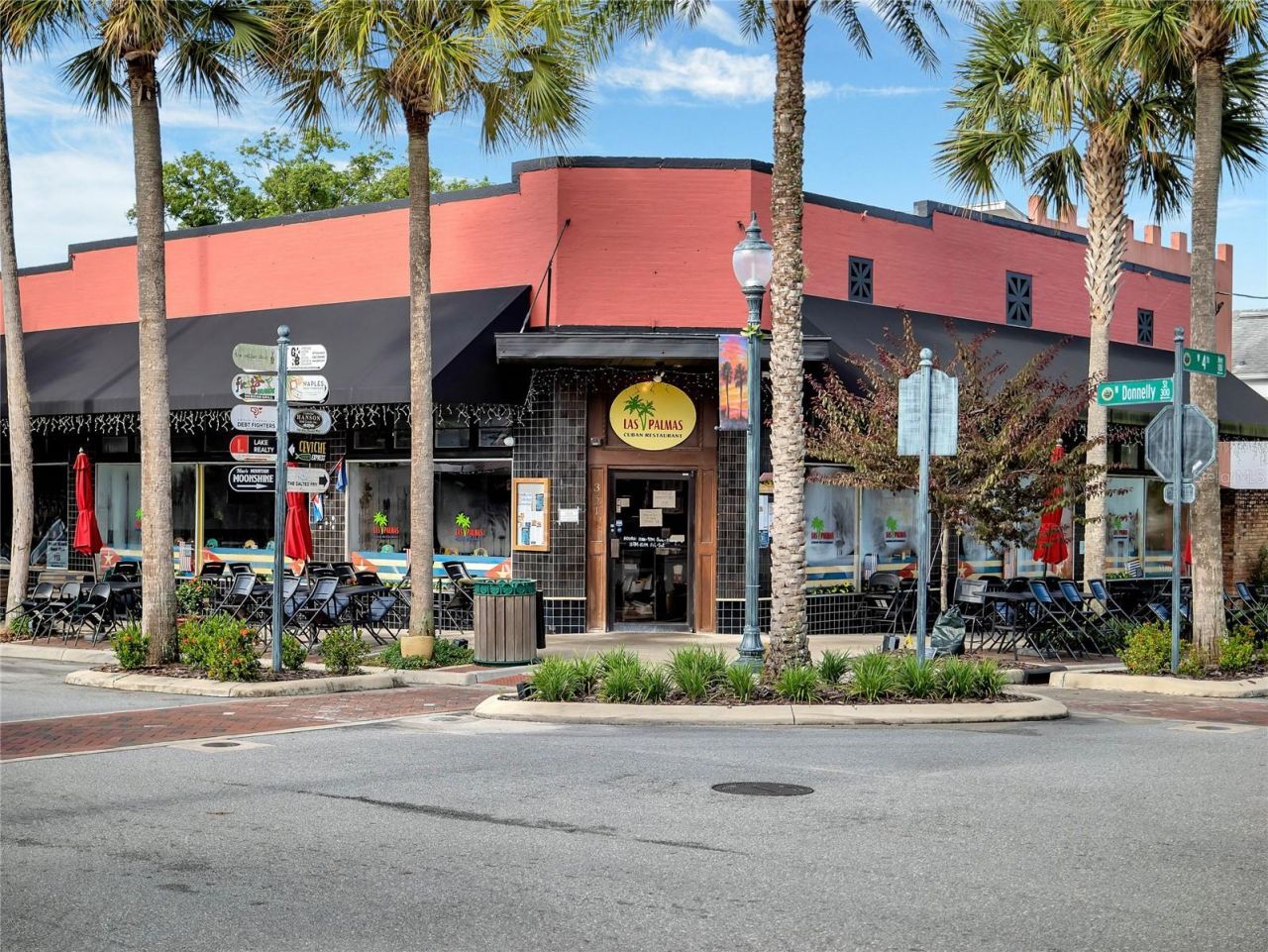 610 S Highland Street, Mount Dora, FL 32757 Photo