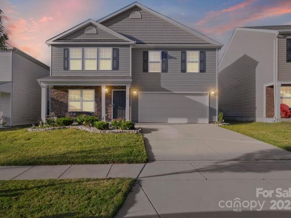 2130 Eastway Drive, Dallas, NC 28034