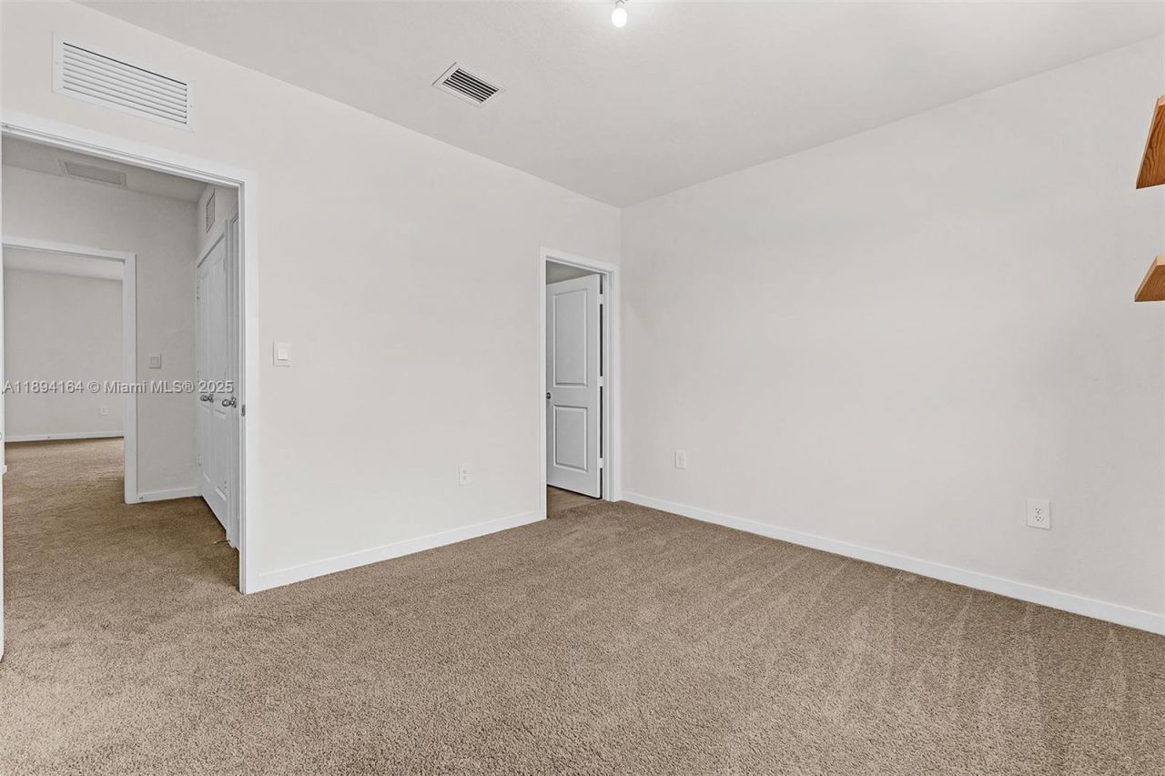 450 NE 13th St, Florida City, FL 33034 Photo