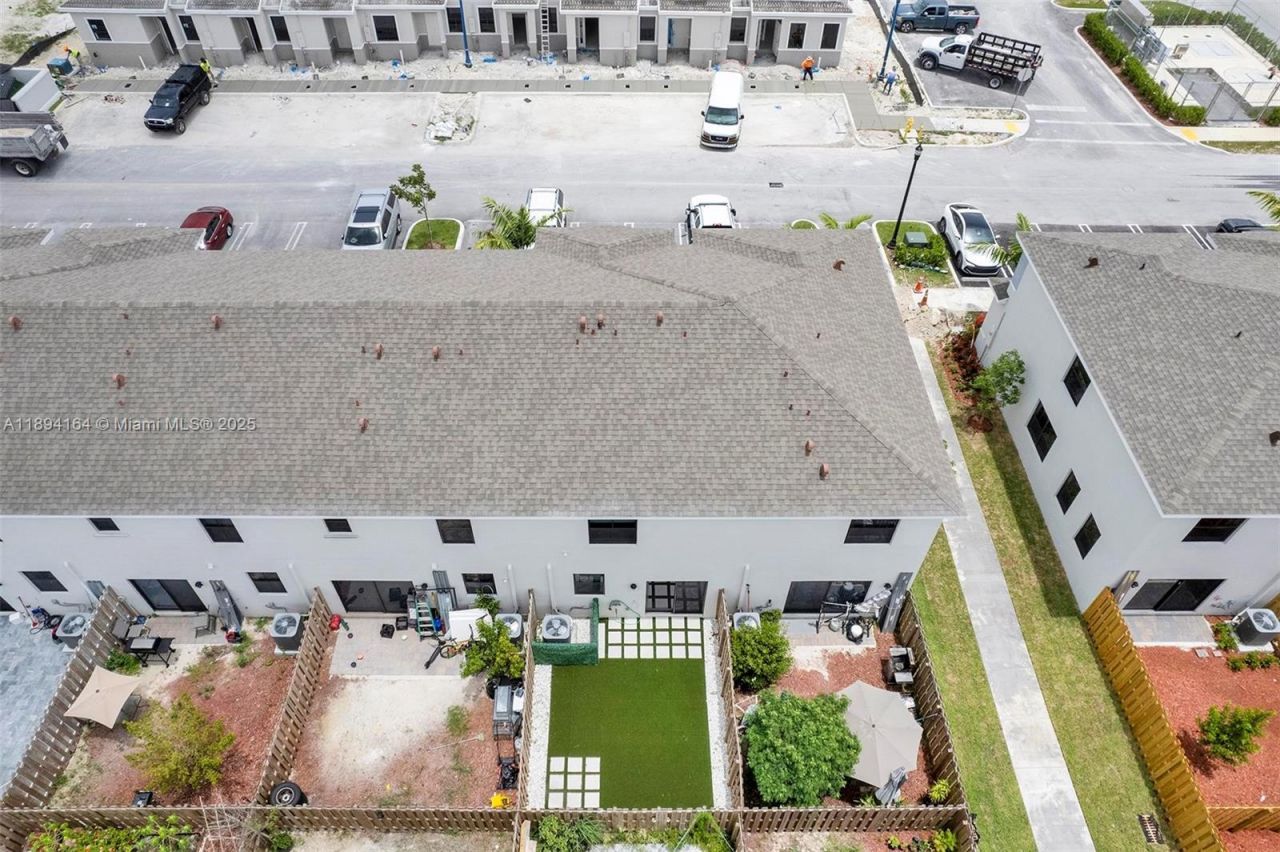 450 NE 13th St, Florida City, FL 33034 Photo
