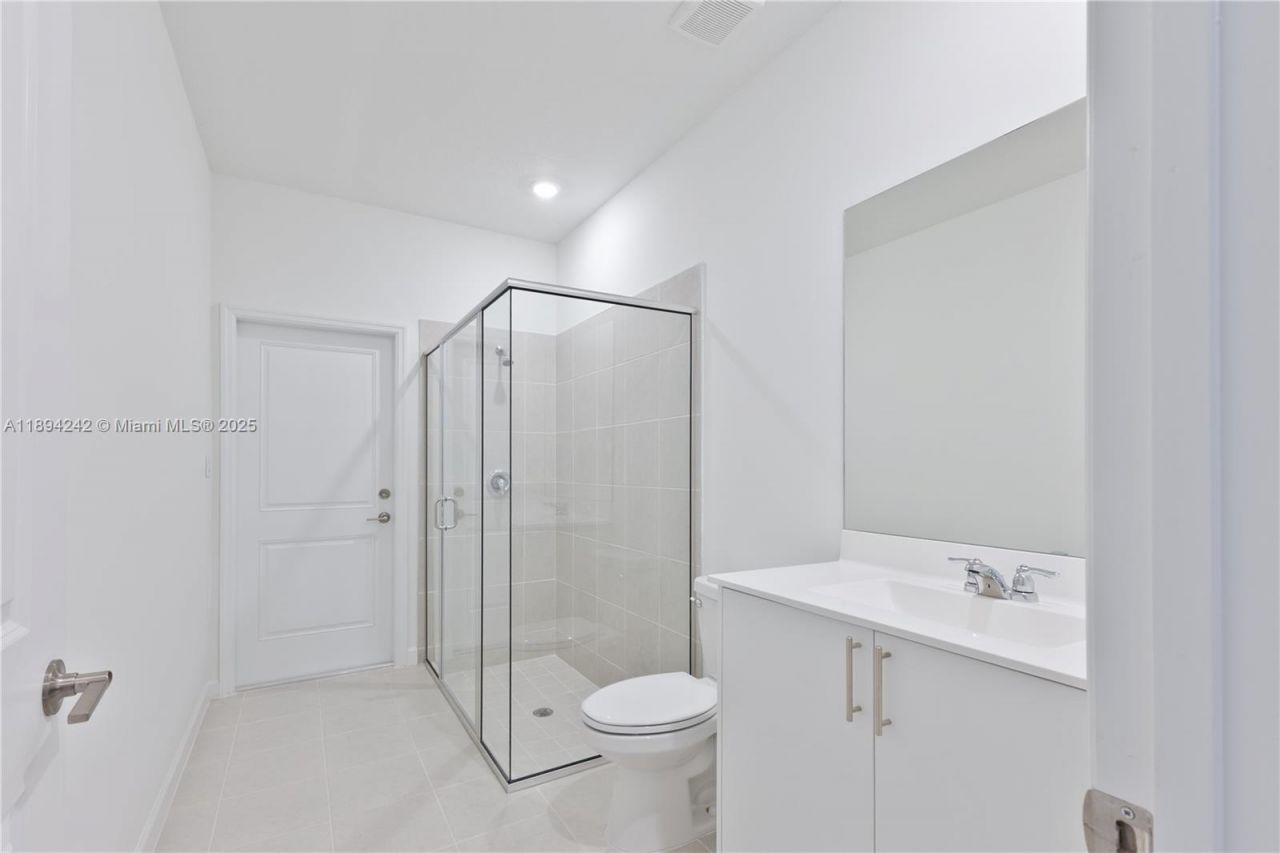 13203 SW 188th Ter, Miami, FL 33177 Photo