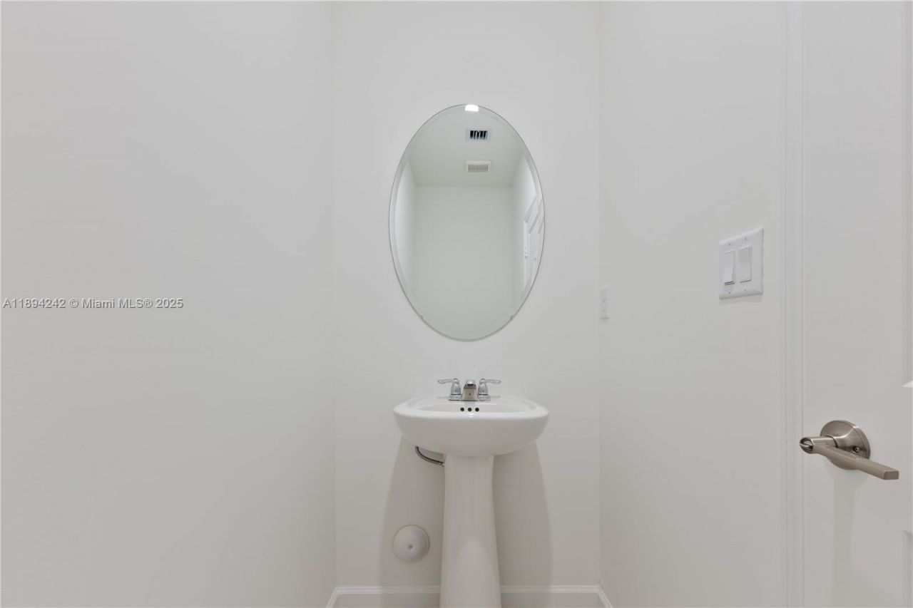 13203 SW 188th Ter, Miami, FL 33177 Photo