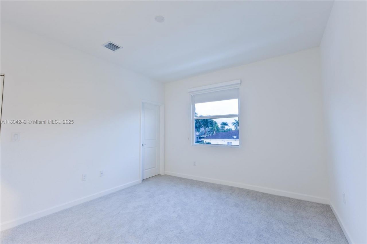 13203 SW 188th Ter, Miami, FL 33177 Photo