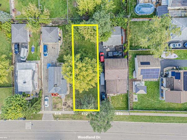 412 Woodland Drive, Round Lake Beach, IL 60073