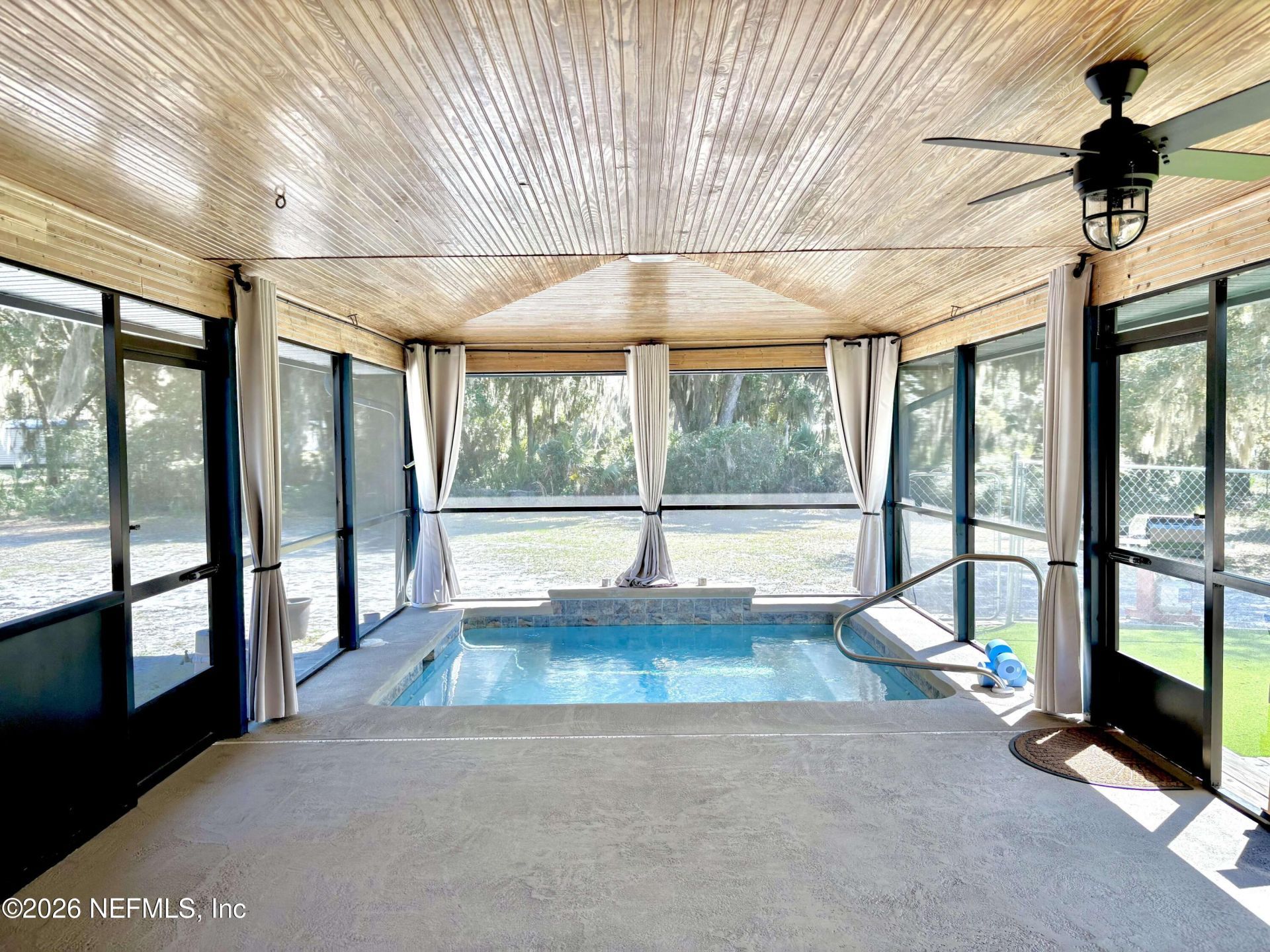 101 Riverview Drive, East Palatka, FL 32131 Photo