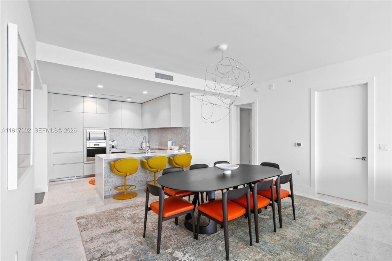 5775 Collins Ave, Unit 1602, Miami Beach, FL 33140 Photo