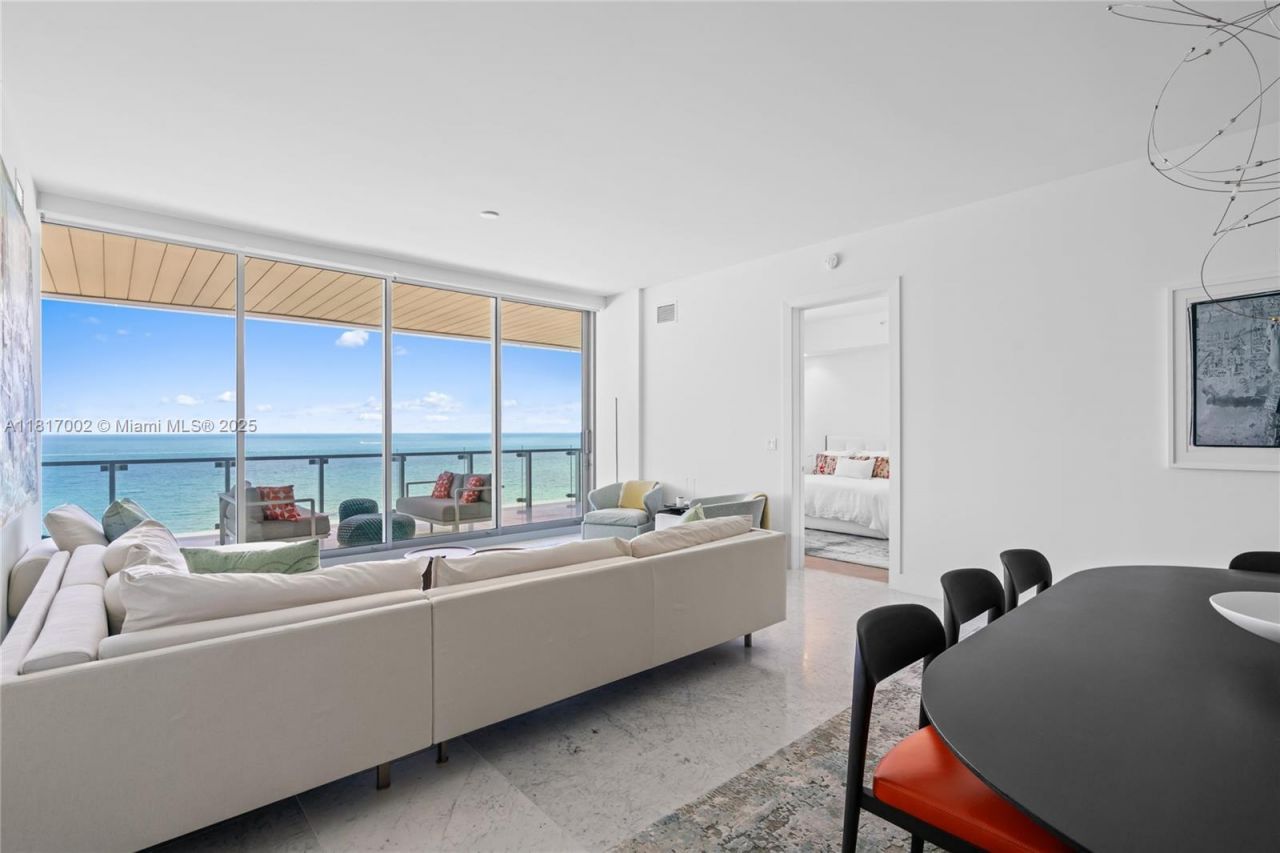 5775 Collins Ave, Unit 1602, Miami Beach, FL 33140 Photo