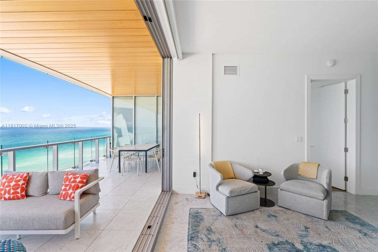 5775 Collins Ave, Unit 1602, Miami Beach, FL 33140 Photo