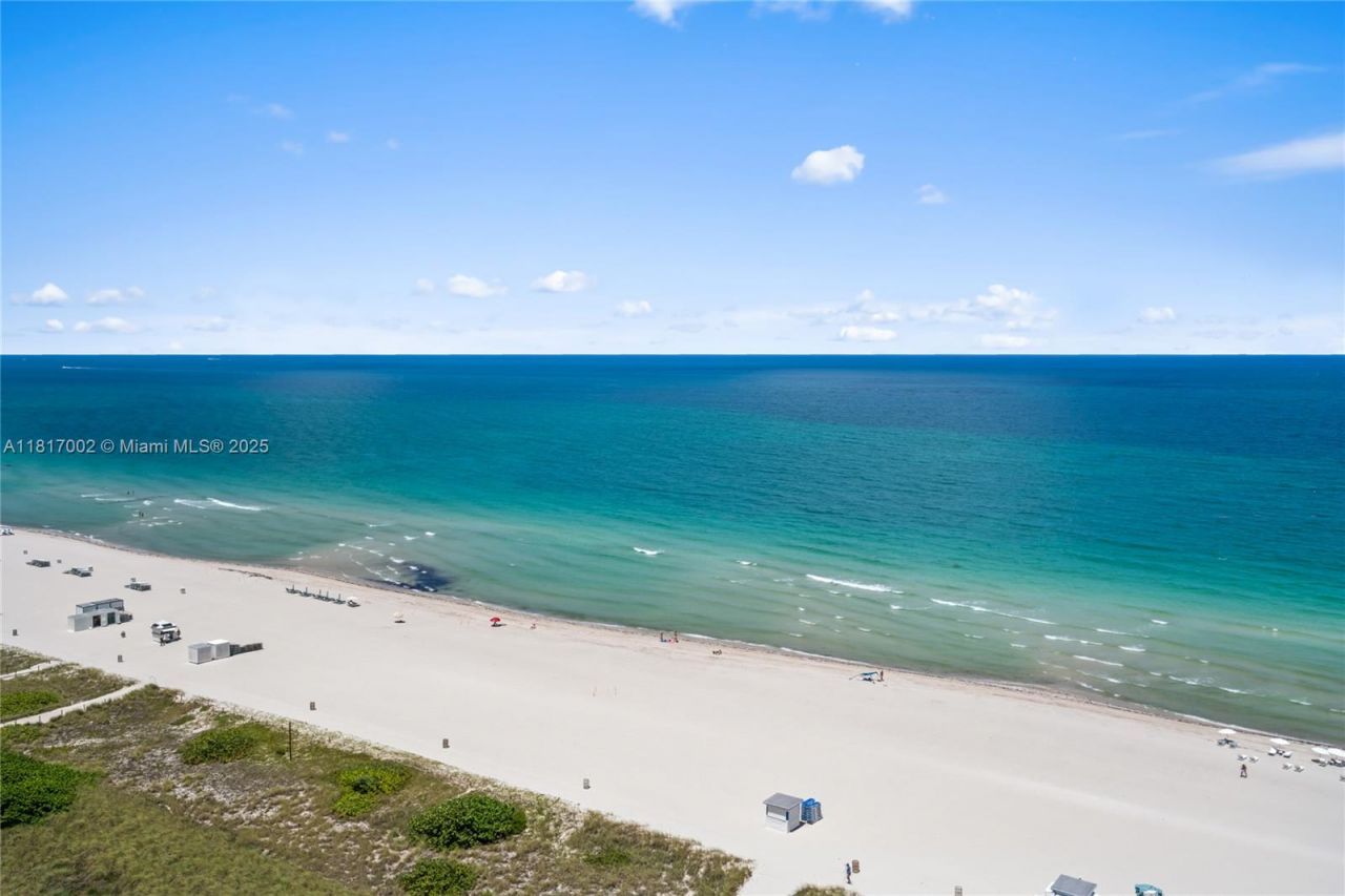 5775 Collins Ave, Unit 1602, Miami Beach, FL 33140 Photo