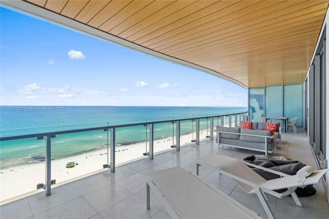 5775 Collins Ave, Unit 1602, Miami Beach, FL 33140 Photo