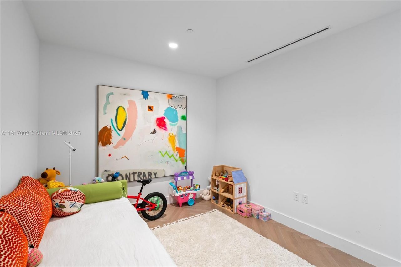 5775 Collins Ave, Unit 1602, Miami Beach, FL 33140 Photo