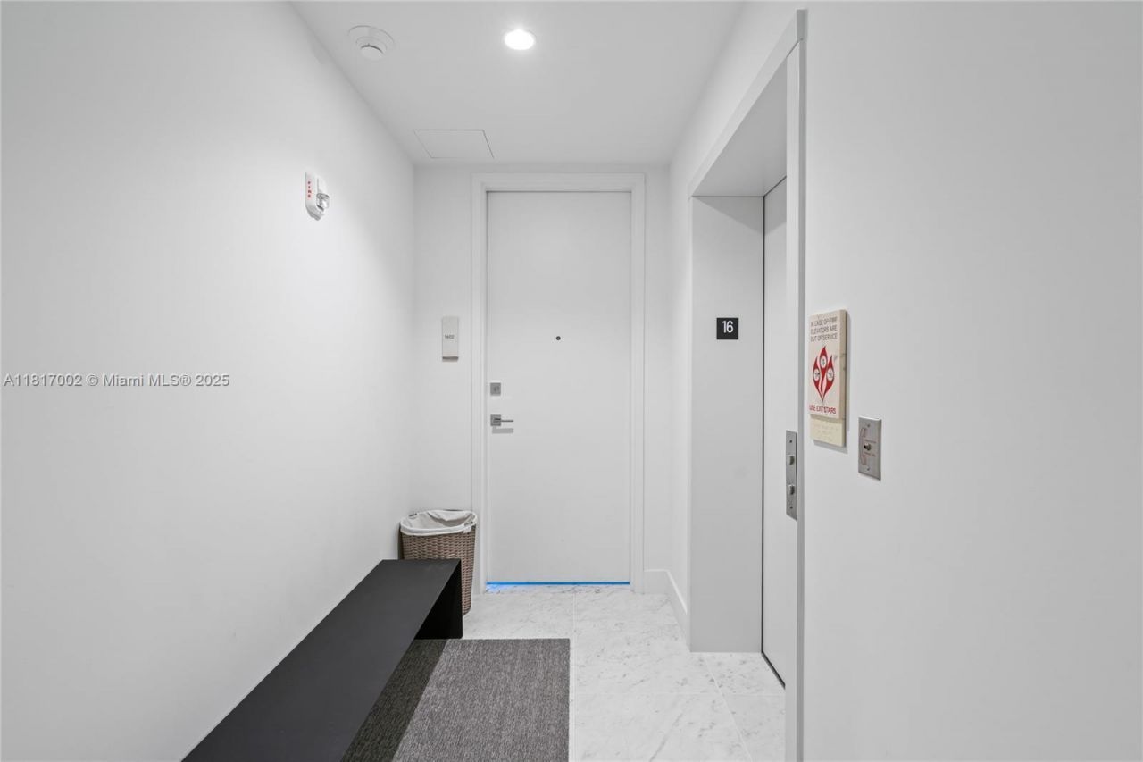 5775 Collins Ave, Unit 1602, Miami Beach, FL 33140 Photo