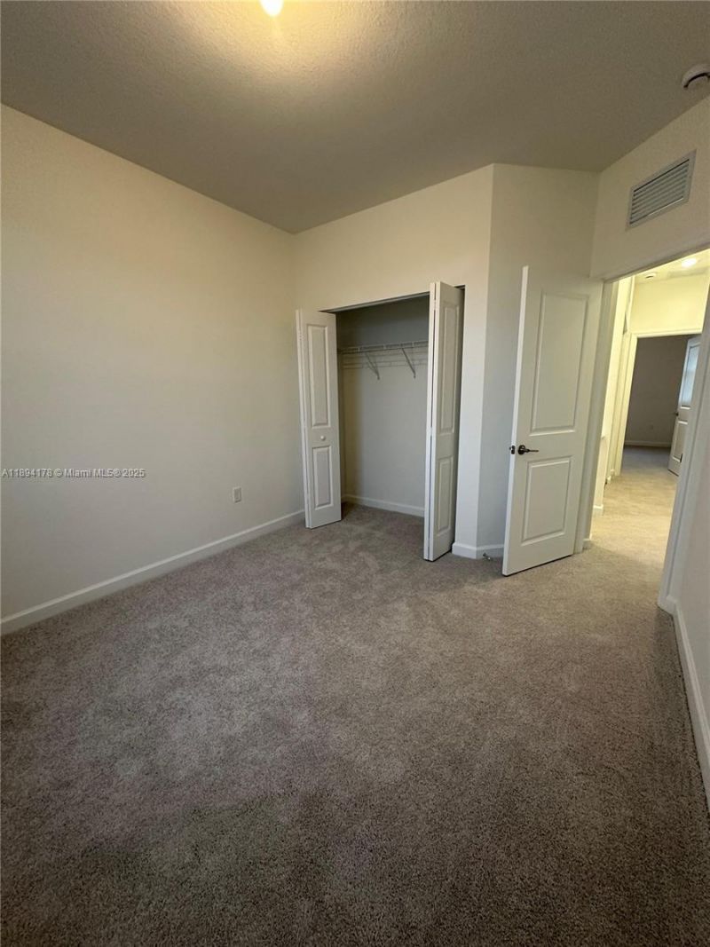 2534 SE 27th Dr, Unit 2534, Homestead, FL 33035 Photo