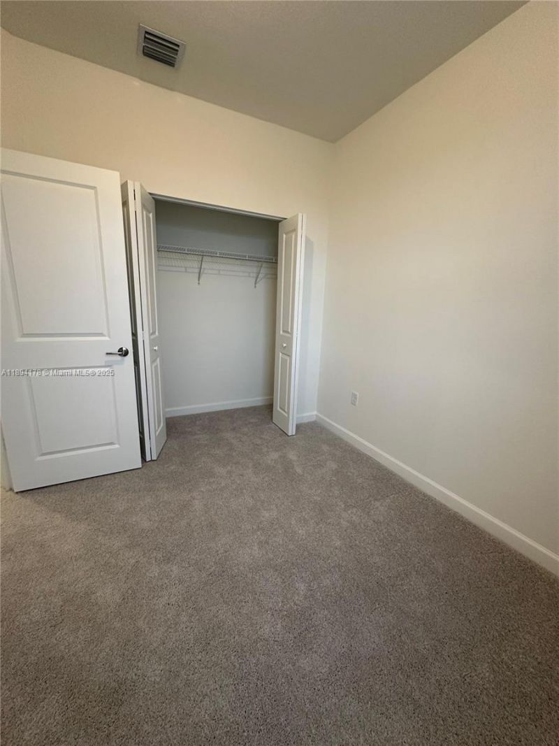 2534 SE 27th Dr, Unit 2534, Homestead, FL 33035 Photo