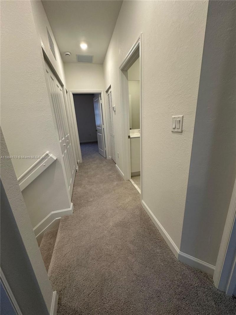 2534 SE 27th Dr, Unit 2534, Homestead, FL 33035 Photo