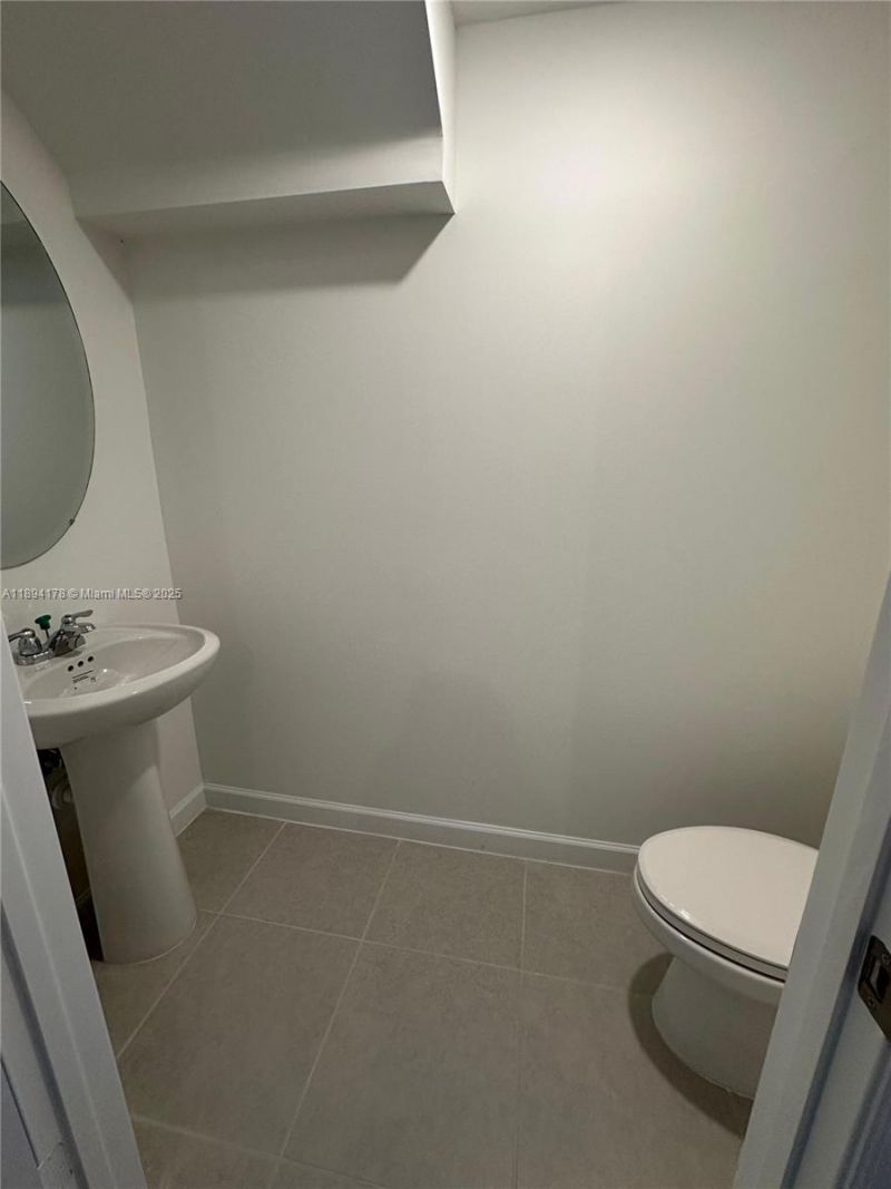 2534 SE 27th Dr, Unit 2534, Homestead, FL 33035 Photo