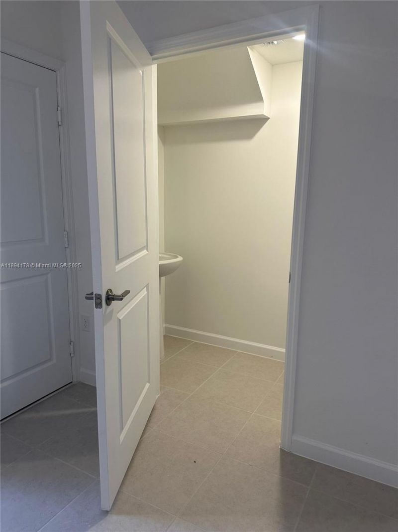 2534 SE 27th Dr, Unit 2534, Homestead, FL 33035 Photo